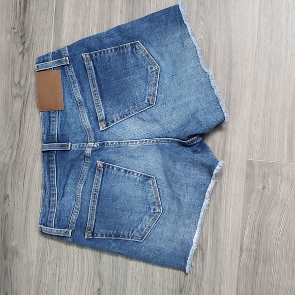 J. Crew womens jean shorts size 26 - Picture 2 of 7